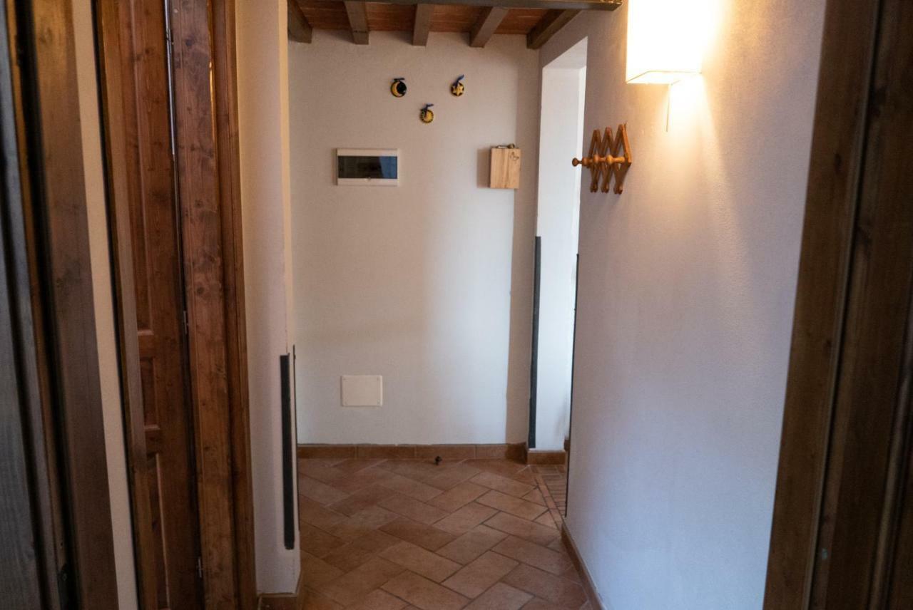 La Casa Di Paolo Sulla Via Francigena Lägenhet Castelnuovo D'elsa Exteriör bild