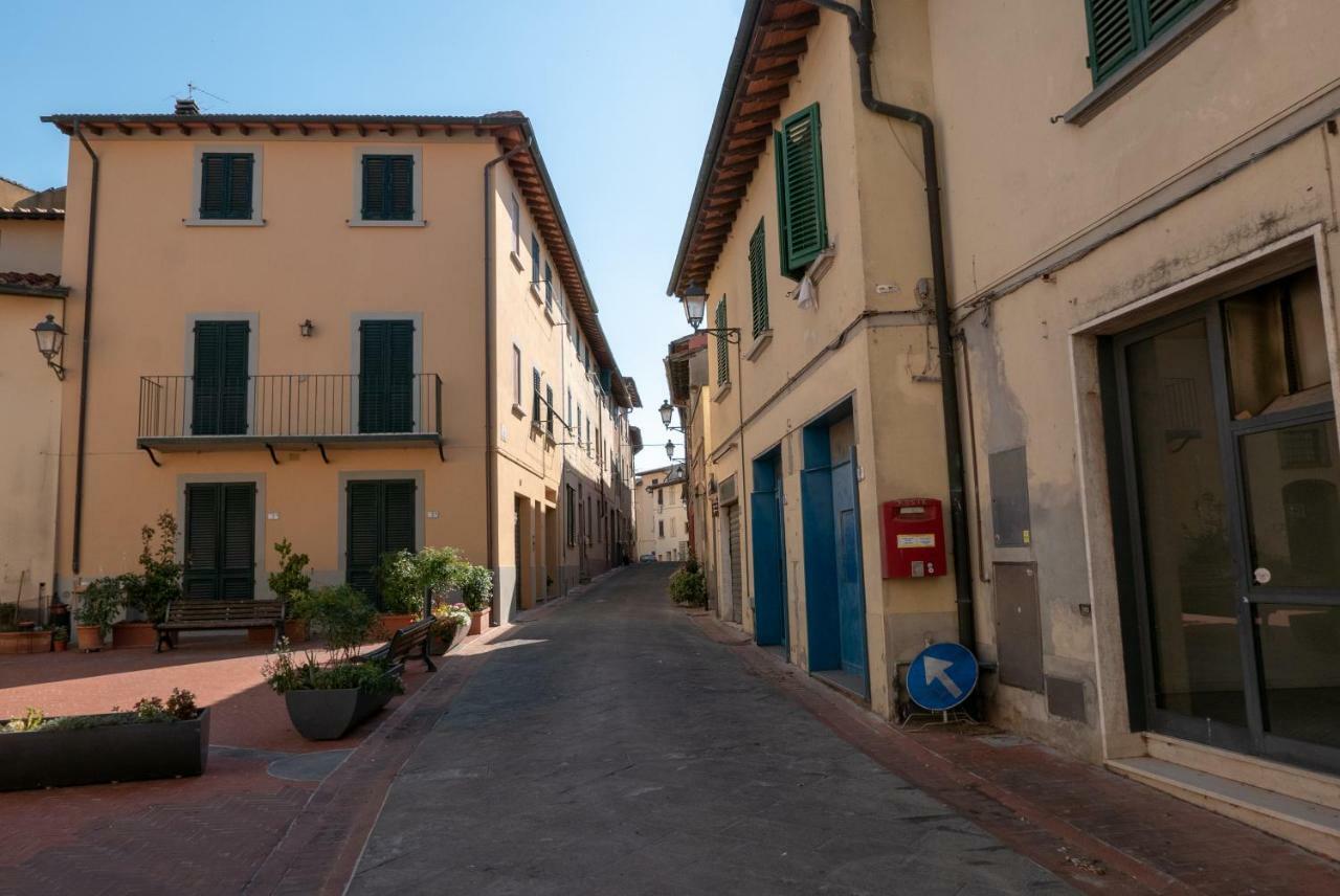 La Casa Di Paolo Sulla Via Francigena Lägenhet Castelnuovo D'elsa Exteriör bild