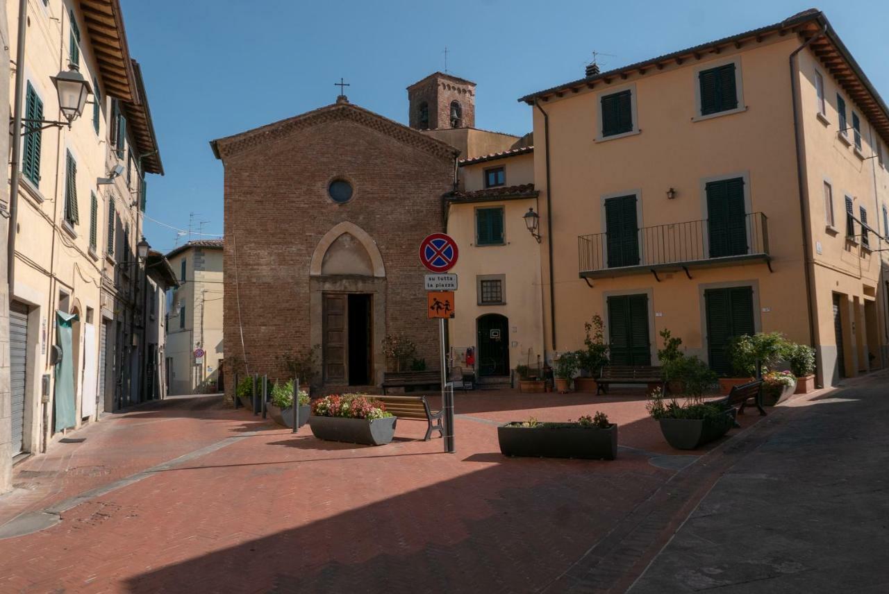 La Casa Di Paolo Sulla Via Francigena Lägenhet Castelnuovo D'elsa Exteriör bild